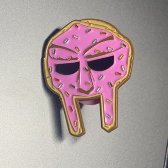 PinsNStuff: MF DOOM - Pink Mask