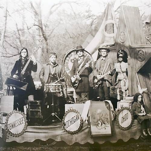 The Raconteurs - Consolers of the Lonely - Amazoncom Music